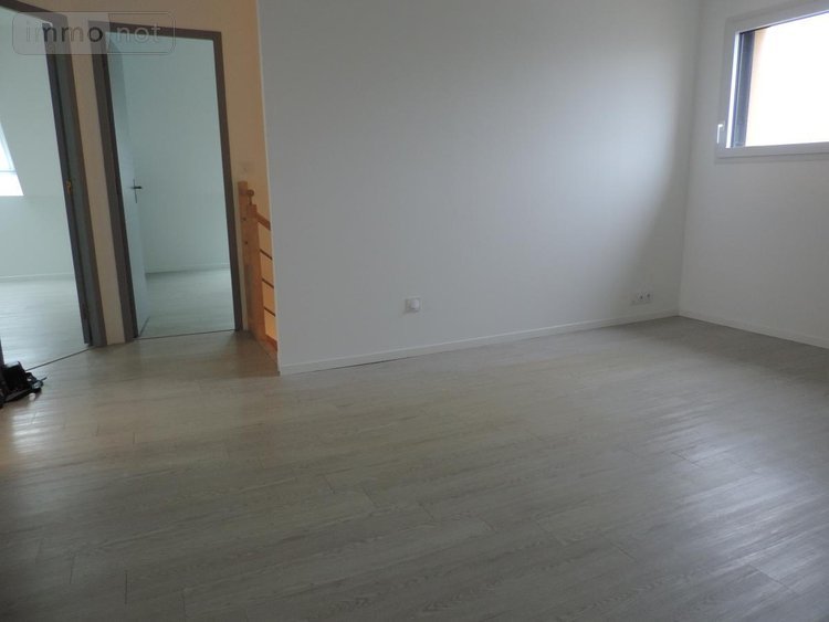 Location maison Saint-Bihy 22800 Côtes-d'Armor 117 m2 5 pièces 950 euros