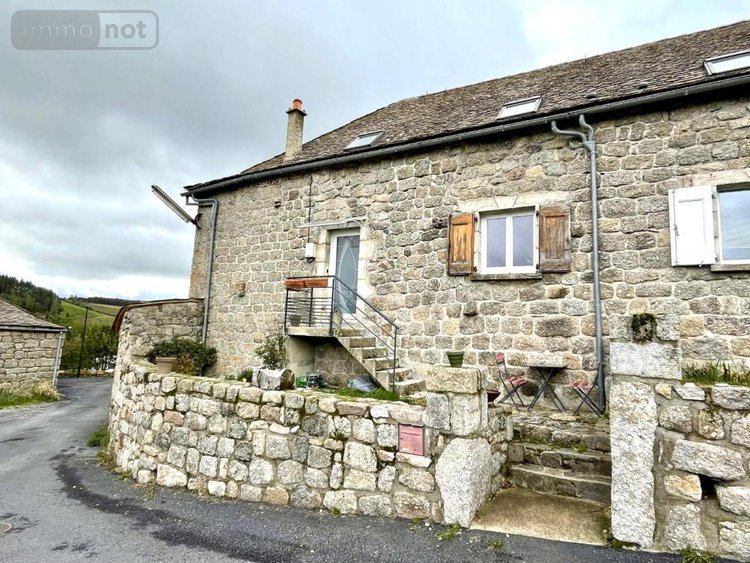 Appartement a vendre Monts-de-Randon 48700 Lozère 96 m2  159000 euros