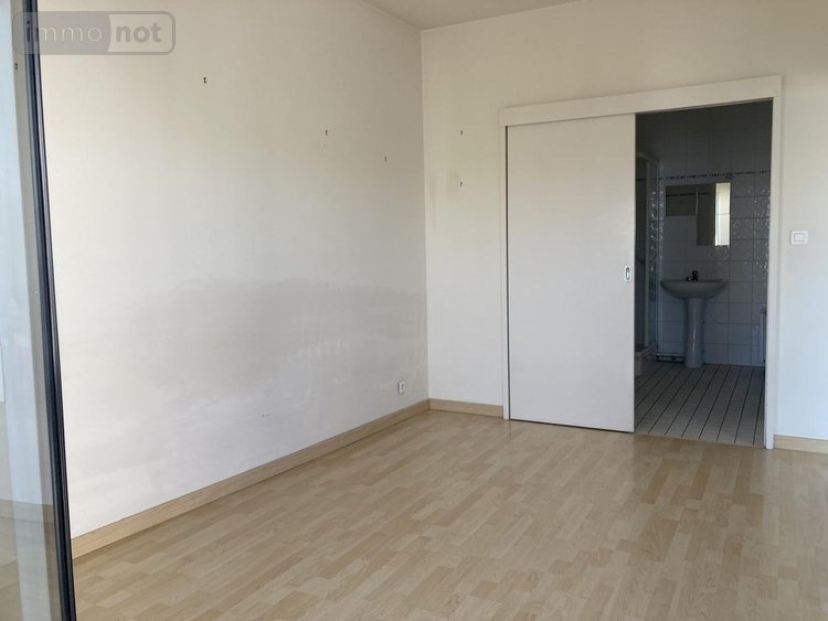 Appartement a vendre Lannion 22300 Côtes-d'Armor 75 m2 3 pièces 278320 euros