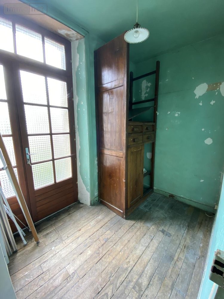 Immeuble a vendre Loudéac 22600 Côtes-d'Armor 111 m2  63500 euros
