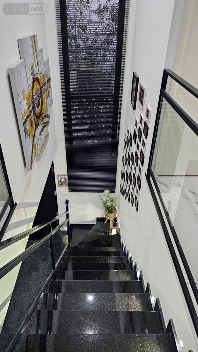 Maison a vendre Montreuil-Juigné 49460 Maine-et-Loire 140 m2 5 pièces 450000 euros