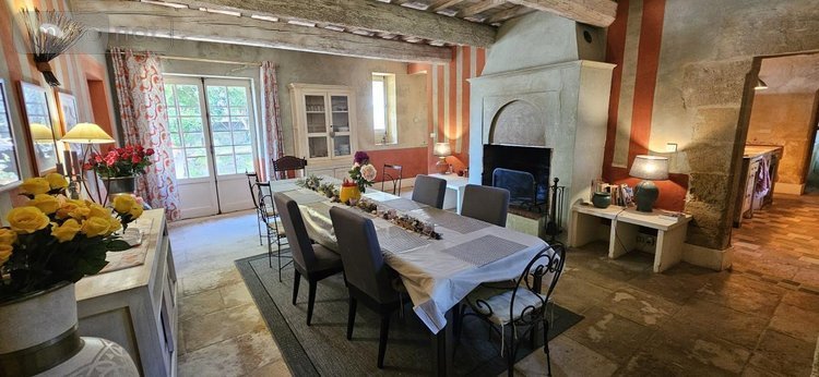 Maison a vendre Vergèze 30310 Gard 360 m2 9 pièces 1248500 euros