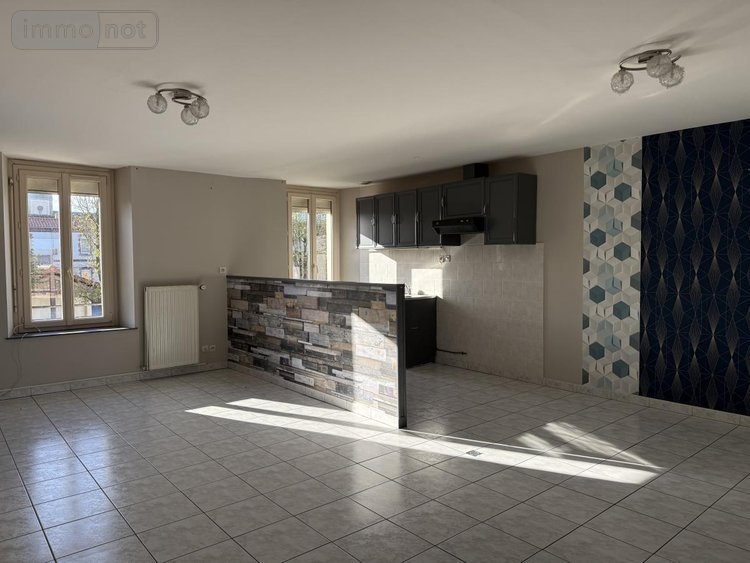 Immeuble a vendre Beaupréau-en-Mauges 49600 Maine-et-Loire 260 m2  146720 euros