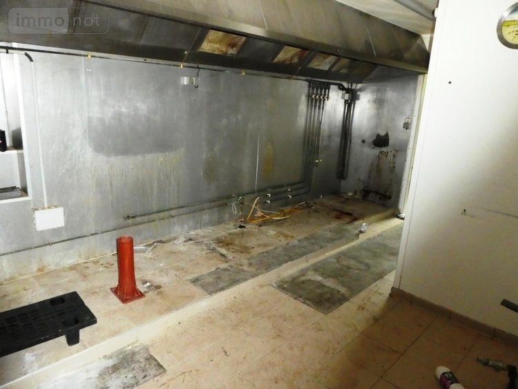 Fonds et murs commerciaux a vendre Saint-Jean-Brévelay 56660 Morbihan 200 m2  116200 euros