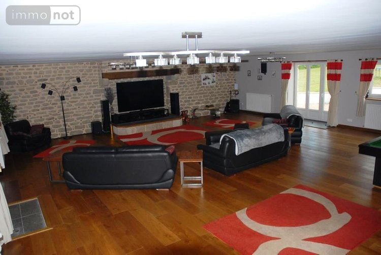 Maison a vendre Plouray 56770 Morbihan 700 m2 19 pièces 800680 euros