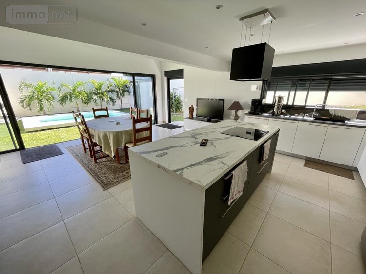 Maison a vendre Saint-Paul 97460 Réunion 218 m2 6 pièces 936000 euros