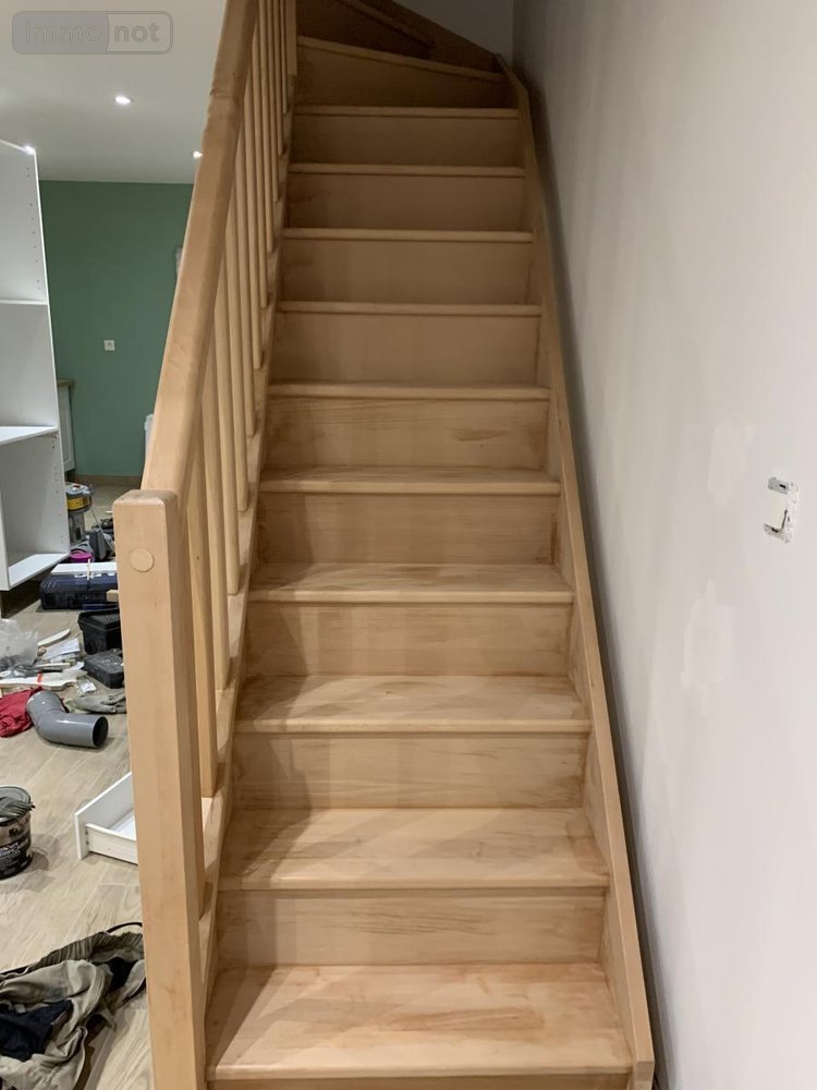 Immeuble a vendre Allonne 60000 Oise 168 m2  431600 euros