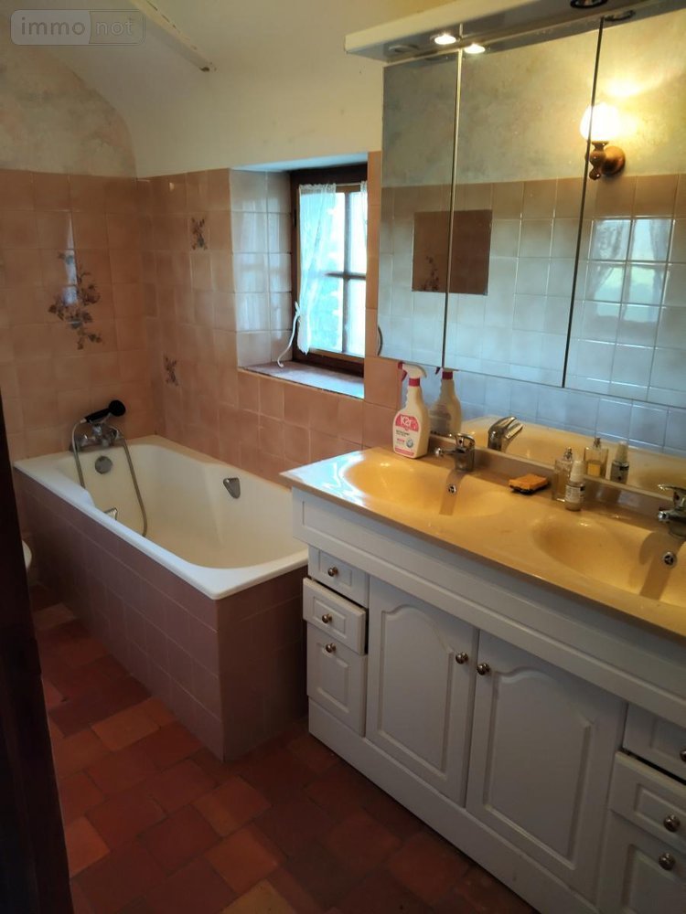 Maison a vendre Sargé-lès-le-Mans 72190 Sarthe 159 m2  374400 euros