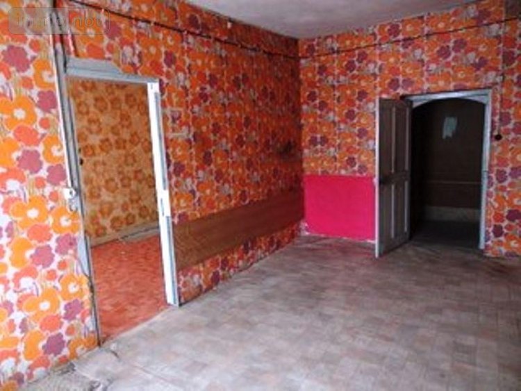 Immeuble a vendre Falaise 14700 Calvados 320 m2  137450 euros