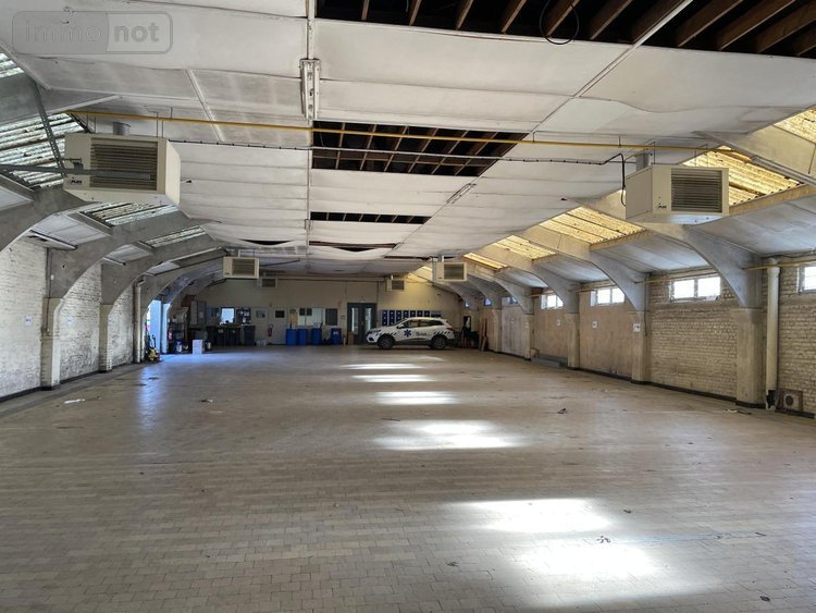 Fonds et murs commerciaux a vendre Caudry 59540 Nord 750 m2  366800 euros