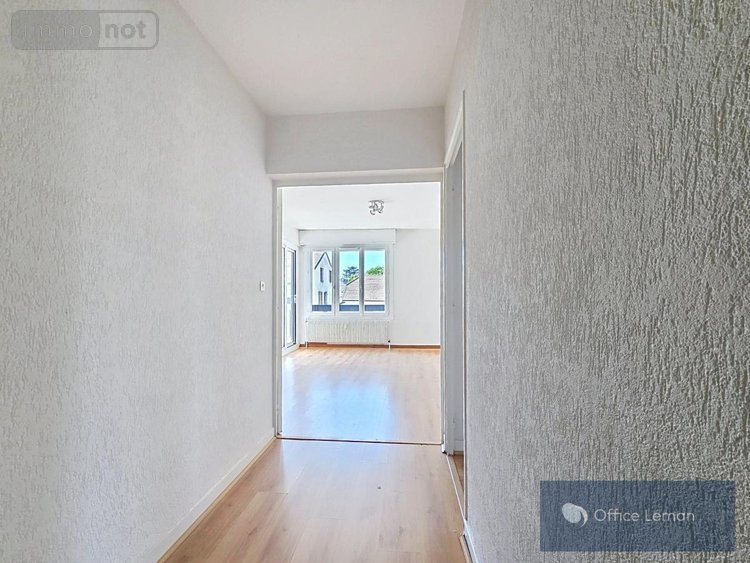 Appartement a vendre Ferney-Voltaire 01210 Ain 53 m2 2 pièces 295000 euros