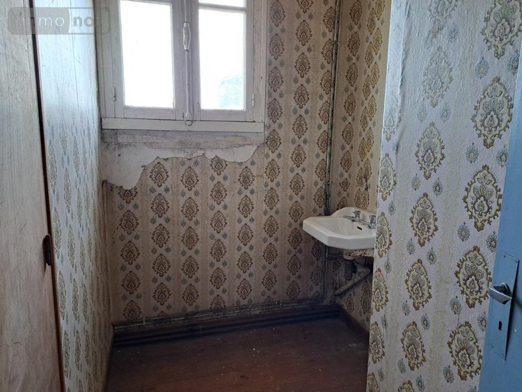 Maison a vendre Bégard 22140 Côtes-d'Armor 132 m2 8 pièces 89400 euros