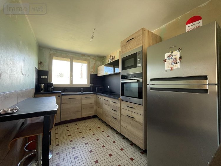 Maison a vendre Sargé-lès-le-Mans 72190 Sarthe 77 m2  172590 euros