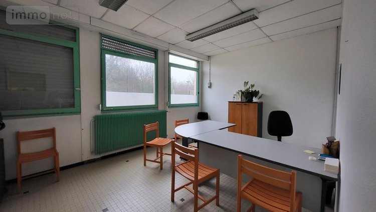 Immeuble a vendre Grand-Charmont 25200 Doubs 1412 m2  190000 euros