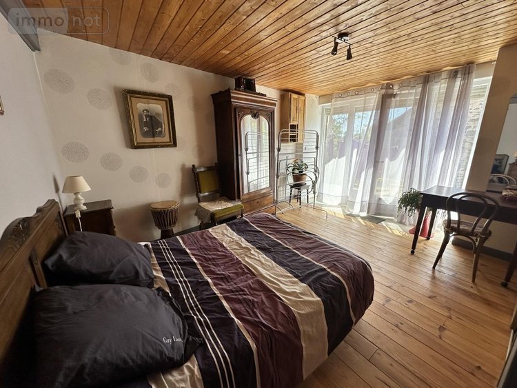 Maison a vendre Neuvéglise-sur-Truyère 15260 Cantal 200 m2  245000 euros