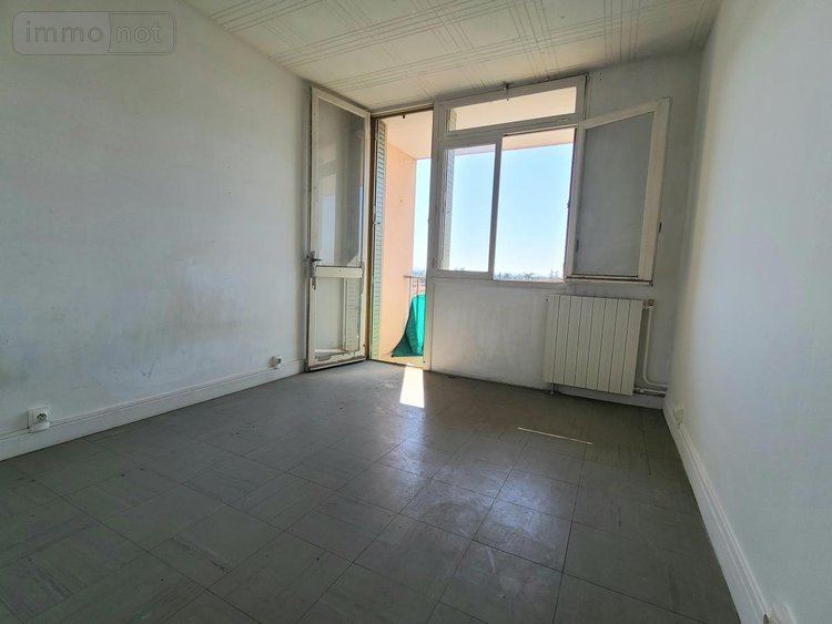 Appartement a vendre Pierrelatte 26700 Drôme 82 m2 5 pièces 91500 euros