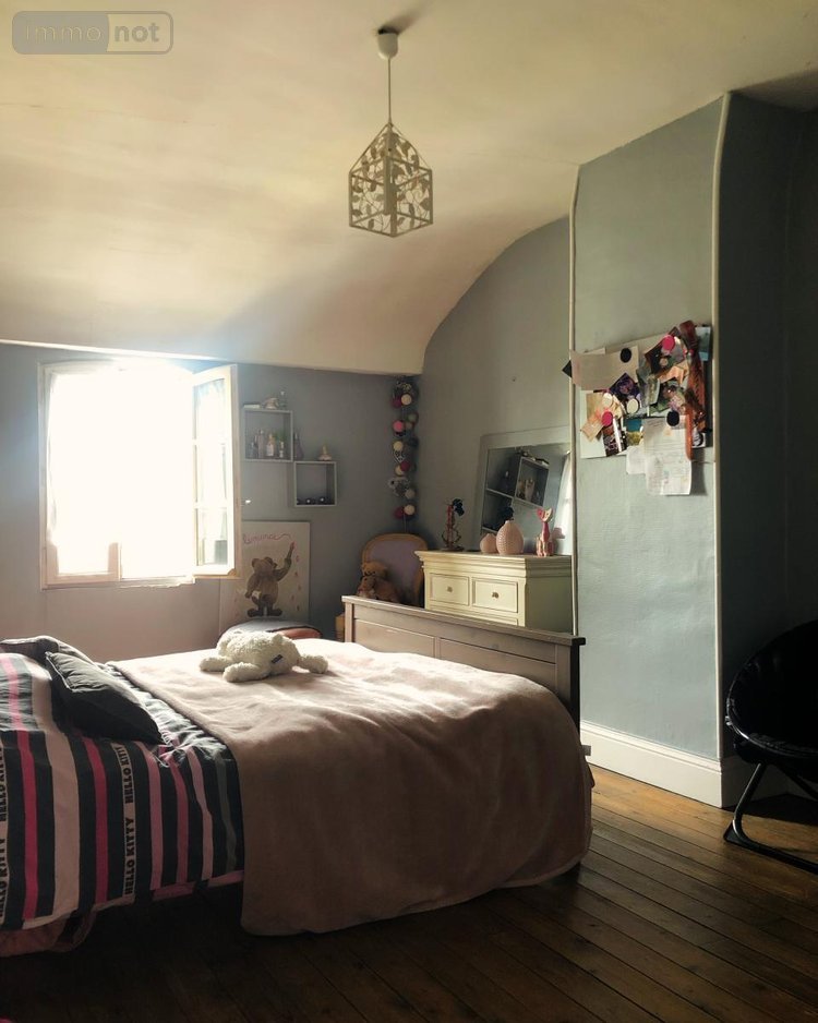 Immeuble a vendre Laon 02000 Aisne 377 m2  295000 euros