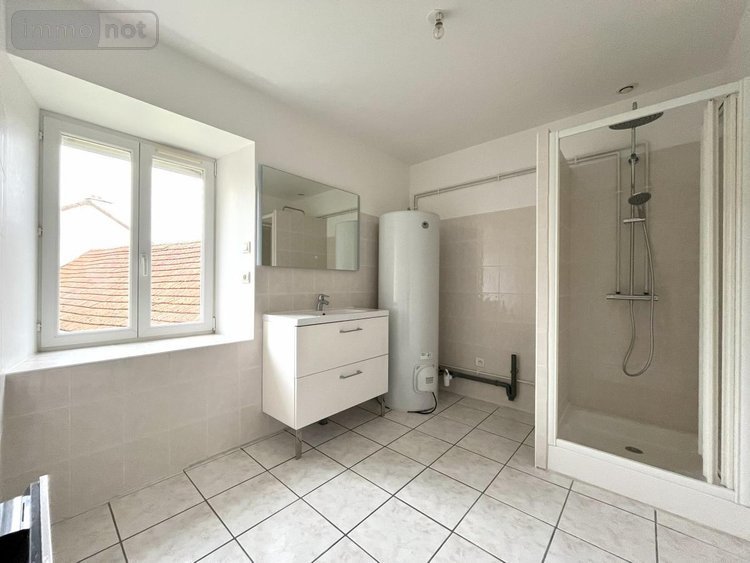 Location appartement Ville-Dommange 51390 Marne 99 m2  800 euros