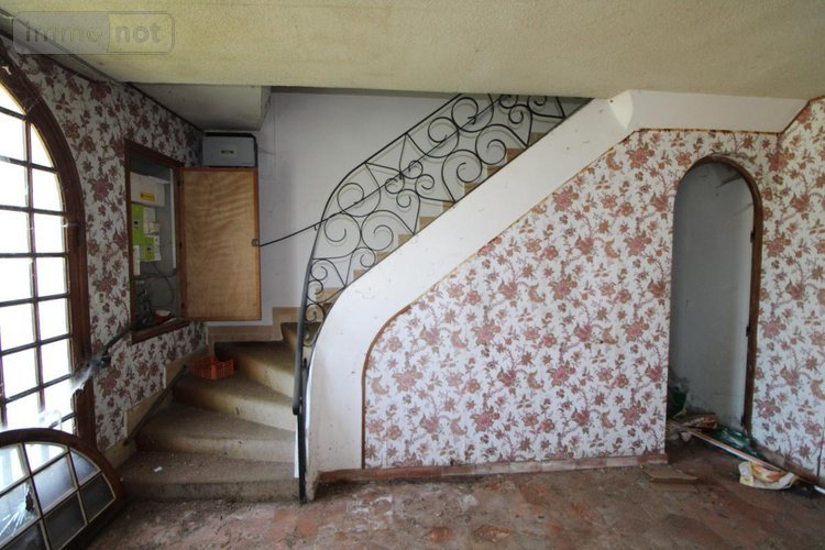 Maison a vendre Le Douhet 17100 Charente-Maritime 398 m2 15 pièces 79900 euros