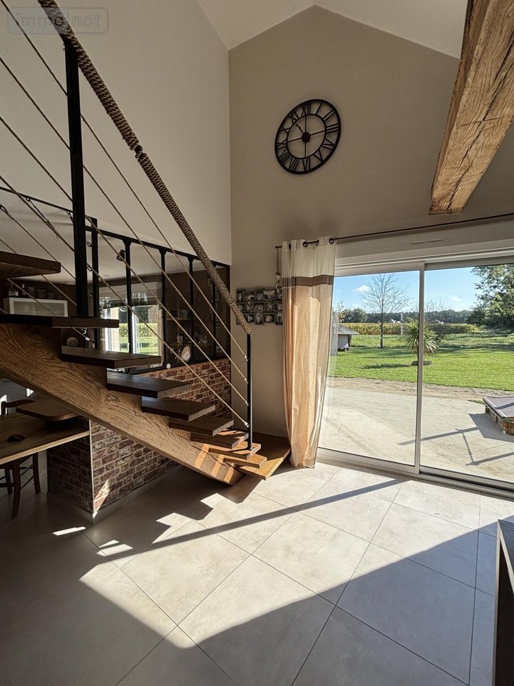 Maison a vendre Longué-Jumelles 49160 Maine-et-Loire 172 m2 7 pièces 301600 euros