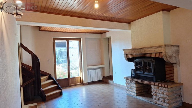 Maison a vendre Saint-Bénigne 01190 Ain 112 m2 5 pièces 152000 euros