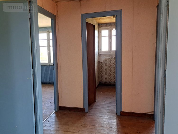 Maison a vendre Bégard 22140 Côtes-d'Armor 132 m2 8 pièces 89400 euros