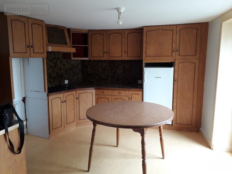 Location appartement Laval 53000 Mayenne 69 m2 3 pièces 650 euros