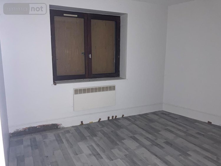 Immeuble a vendre Colombier-Saugnieu 69124 Rhône 132 m2  218000 euros