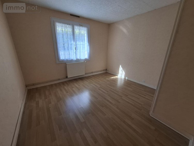 Maison a vendre Saintes 17100 Charente-Maritime 119 m2 4 pièces 215086 euros