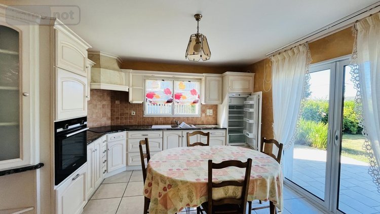 Maison a vendre Camors 56330 Morbihan 135 m2 5 pièces 322600 euros