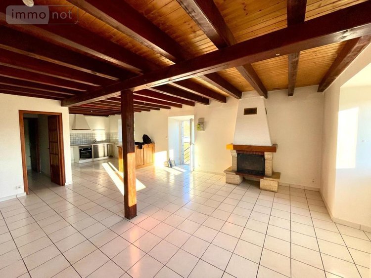 Appartement a vendre Monts-de-Randon 48700 Lozère 96 m2  159000 euros
