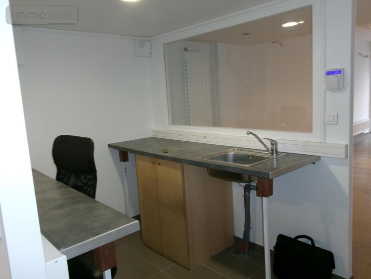 Location fonds et murs commerciaux Béthune 62400 Pas-de-Calais 58 m2  1215 euros