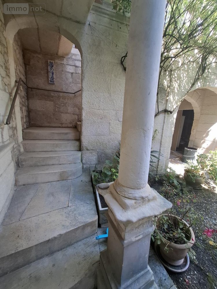 Maison a vendre Saintes 17100 Charente-Maritime 350 m2 13 pièces 988000 euros