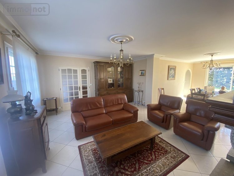 Maison a vendre Cholet 49300 Maine-et-Loire 192 m2 9 pièces 374640 euros