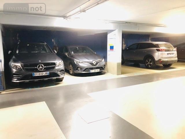Garage et parking a vendre Paris 16e arrondissement 75016 Paris 10 m2  32500 euros