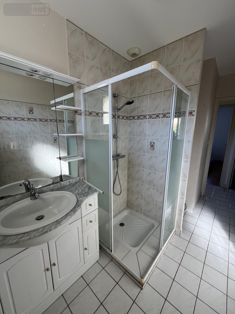 Location maison Champtocé-sur-Loire 49123 Maine-et-Loire 76 m2  900 euros