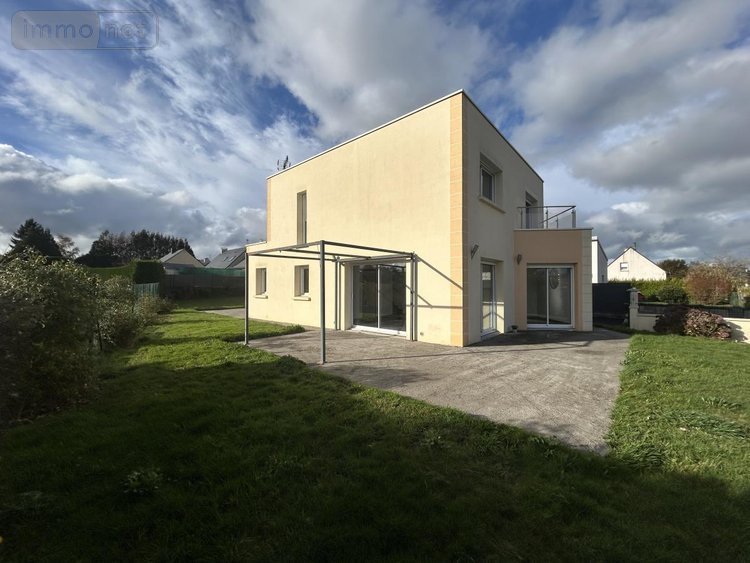 Location maison Quessoy 22120 Côtes-d'Armor 126 m2 7 pièces 1300 euros