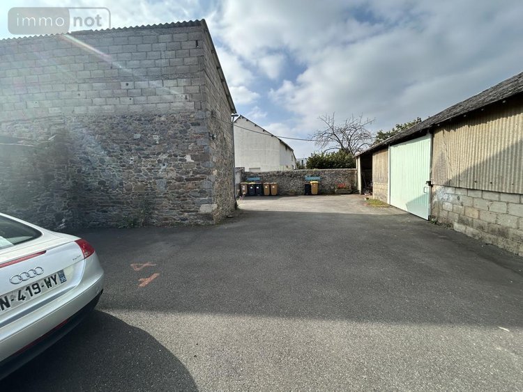 Immeuble a vendre Yffiniac 22120 Côtes-d'Armor 331 m2  689000 euros
