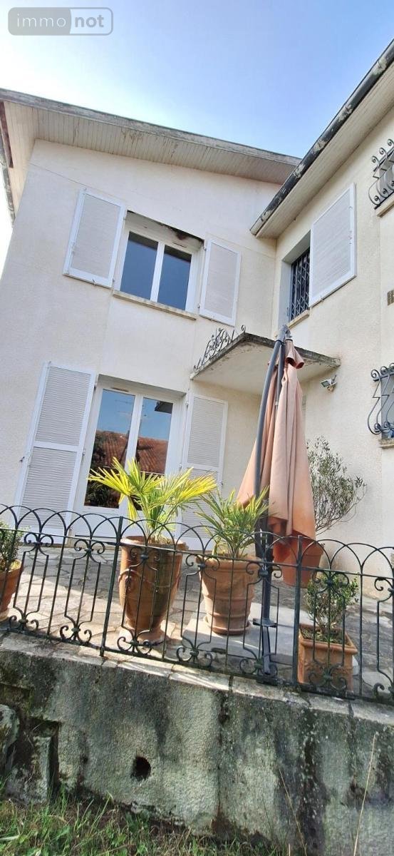 Maison a vendre Vic-Fezensac 32190 Gers 158 m2 7 pièces 205000 euros