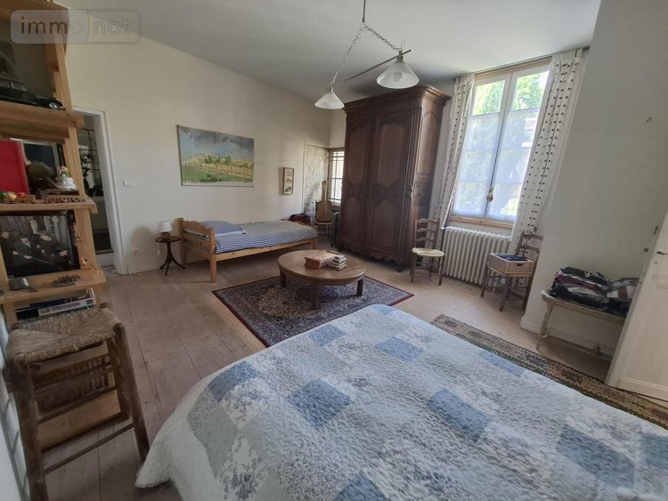 Maison a vendre Saintes 17100 Charente-Maritime 350 m2 13 pièces 988000 euros