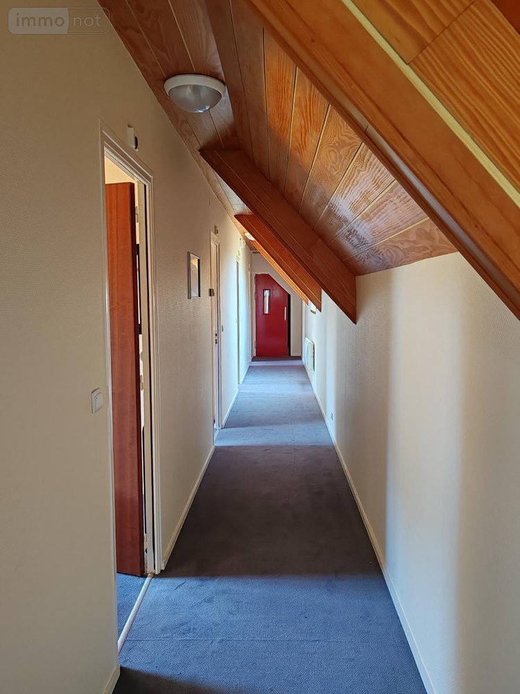 Immeuble a vendre Plounéour-Ménez 29410 Finistère 150 m2  79050 euros