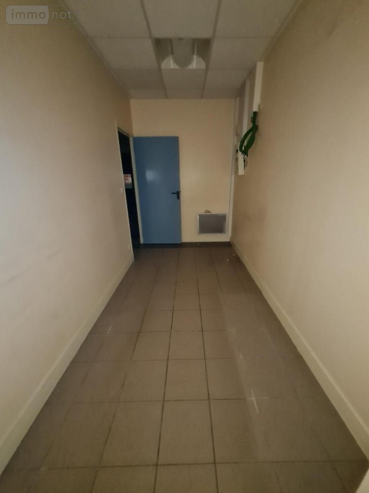 Fonds et murs commerciaux a vendre Vendôme 41100 Loir-et-Cher 602 m2  250000 euros