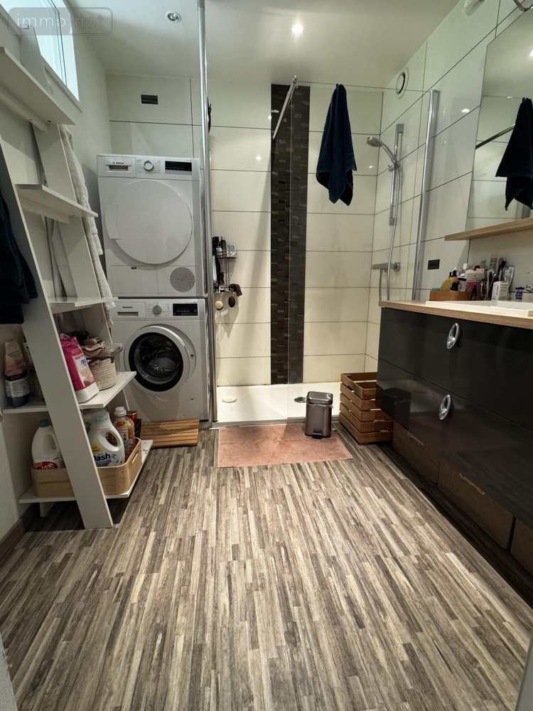 Appartement a vendre Saint-Flour 15100 Cantal 61 m2  146000 euros