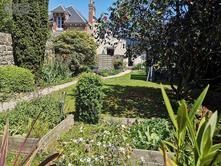 Maison a vendre Guingamp 22200 Côtes-d'Armor 240 m2 15 pièces 409500 euros