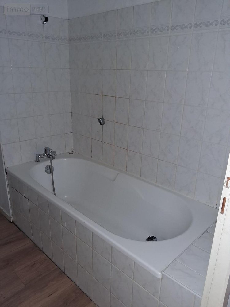 Location appartement Bourg-en-Bresse 01000 Ain 71 m2 3 pièces 675 euros