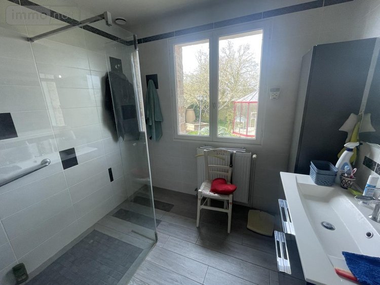 Maison a vendre Montsûrs 53150 Mayenne 380 m2  301824 euros