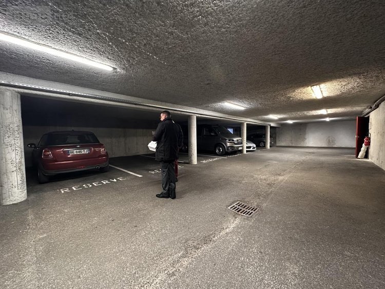 Fonds et murs commerciaux a vendre Séné 56860 Morbihan 104 m2  229000 euros