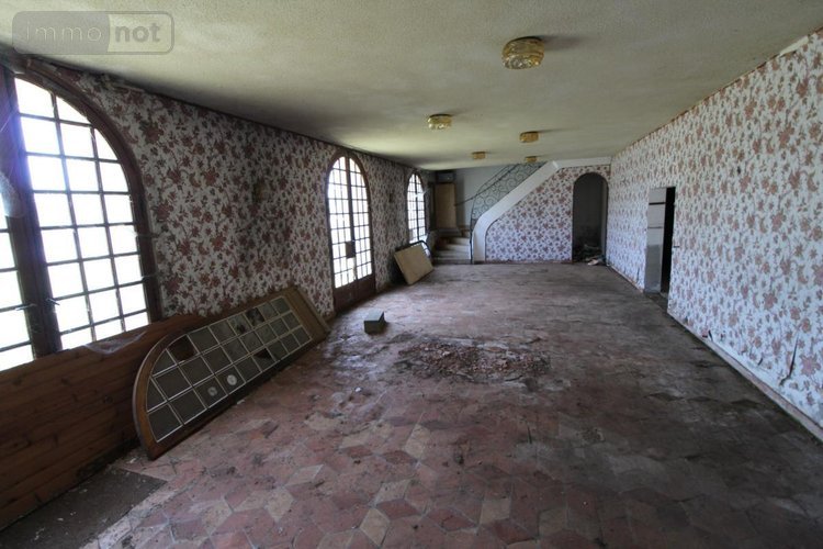 Maison a vendre Le Douhet 17100 Charente-Maritime 398 m2 15 pièces 99000 euros