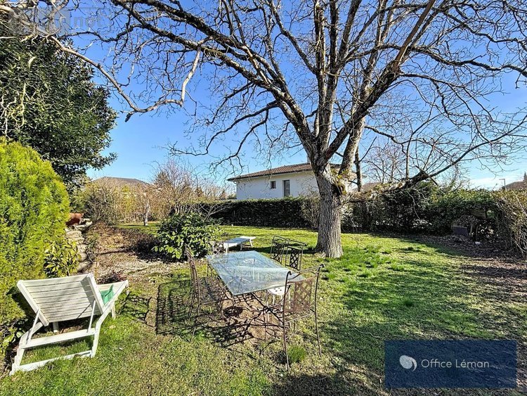 Maison a vendre Divonne-les-Bains 01220 Ain 155 m2 7 pièces 785000 euros