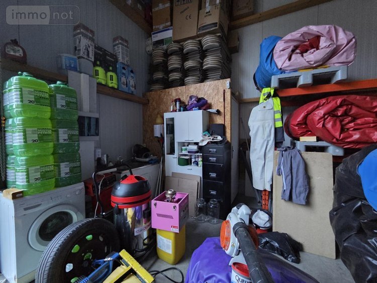 Fonds et murs commerciaux a vendre Plouigneau 29610 Finistère 288 m2  364400 euros